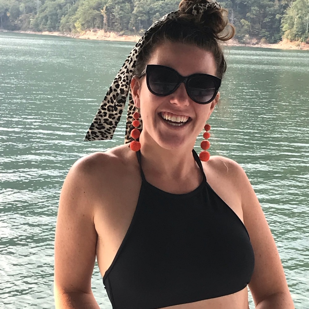 Meet your Posher, Anica